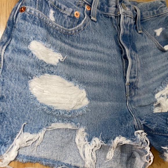 LEVI’S - 501 Jean Shorts - size 27 - Picture 2 of 9